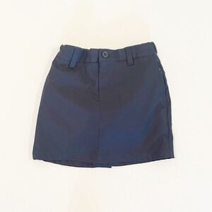 Lands’ End girls size 4 navy uniform skort